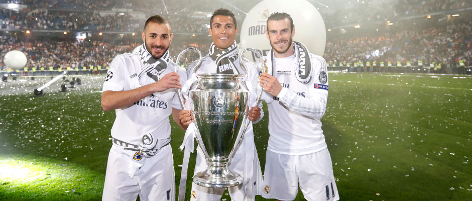 赛后情书：皇马不敌利物浦菜的发昏，拜仁大战巴黎脏的一批！（赛后手记：皇马不敌利物浦状态低迷，拜仁与巴黎恶战火药味十足！）