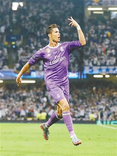 德乙战报：阿门尼亚头槌绝平，明斯特1-1艾禾斯堡（德乙快讯：阿门尼亚头球压哨扳平，明斯特1-1艾禾斯堡）