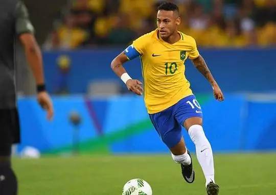 弗洛伦蒂诺：巴萨巅峰期与贿赂裁判高层完全重合，这不正常（弗洛伦蒂诺：巴萨巅峰期与贿赂裁判高层事件完全重叠，这不正常）