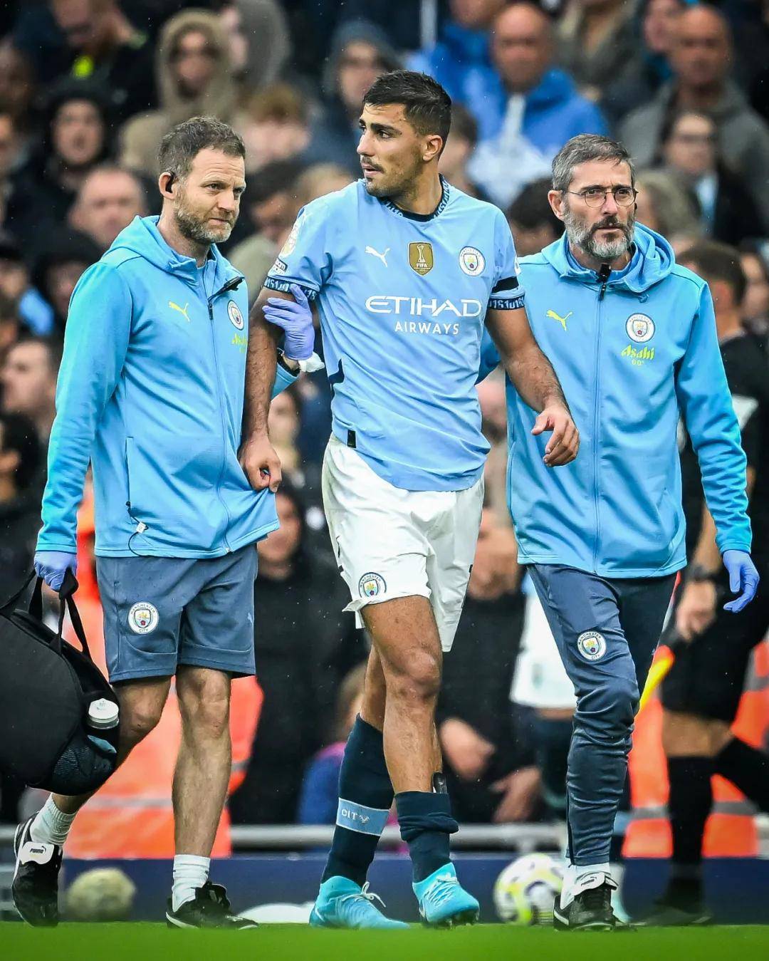 明智之举？米兰杯赛出局未必是坏事，单线作战只为全力冲击意甲桂冠（杯赛出局未必是坏事，米兰轻装上阵单线冲击意甲冠军）