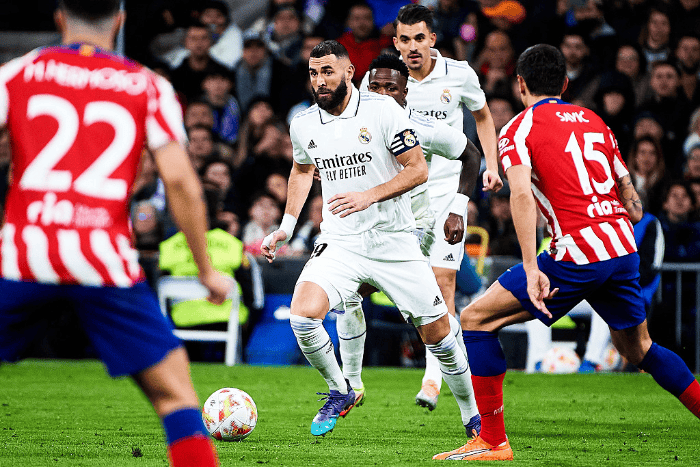 媒体人晒视频：赛后蒯纪闻安慰山东U20球员，很有大将风度（媒体人晒视频：蒯纪闻赛后安慰山东U20队员，尽显大将之风）