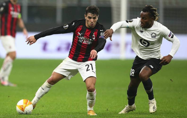 半场战报：巴塞尔1-1阿斯顿维拉，达尼柳克，盖桑破门（半场：巴塞尔1-1阿斯顿维拉，达尼柳克与盖桑先后破门）