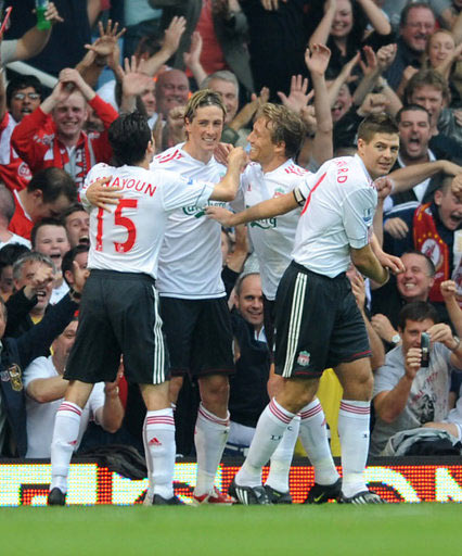 阿森纳传奇蒂埃里-亨利被评为全球第三性感的光头男士（阿森纳名宿蒂埃里·亨利荣登全球性感光头榜第三位）