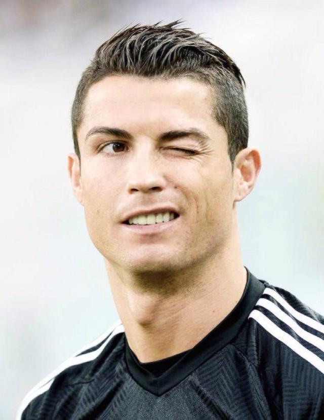 马尔基西奥玩皇马传奇二选一：C罗＞齐达内、大罗（马尔基西奥皇马传奇二选一：C罗力压齐达内与大罗）