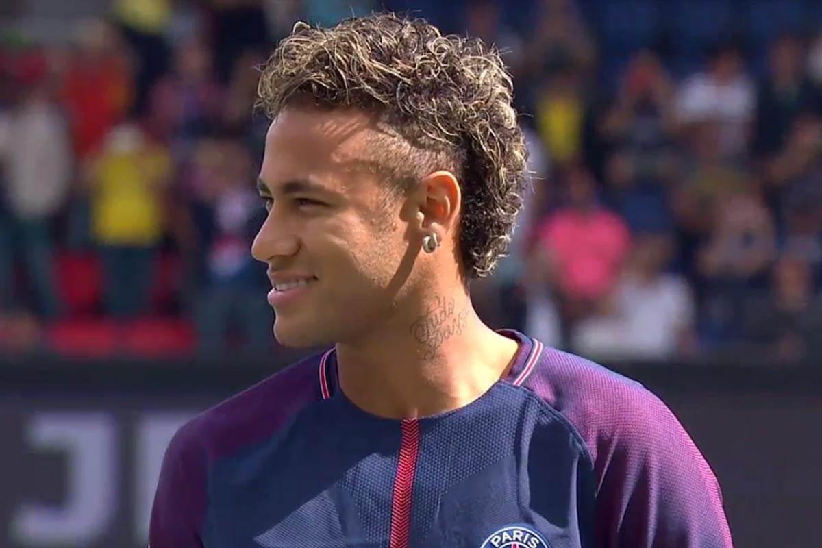 外媒：马赛和国米争18岁中卫布拉尼米尔，哈伊杜克要价600万欧（外媒：马赛与国米竞逐18岁中卫布拉尼米尔，哈伊杜克标价600万欧元）