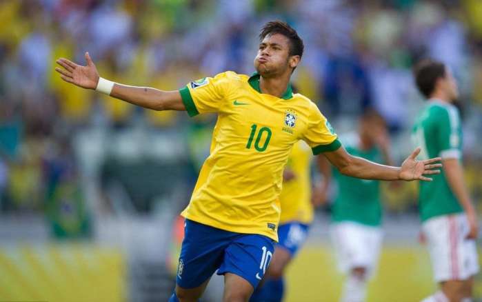 卢宁：不认为我拯救了阿隆索，球队新老交替需要适应很正常（卢宁：谈不上拯救阿隆索，球队新老交替的适应期很正常）