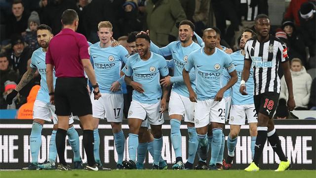 欧冠梅开二度后染红，迪亚斯是继格列兹曼之后第二人（欧冠先梅开二度又染红，迪亚斯成继格列兹曼后第二人）